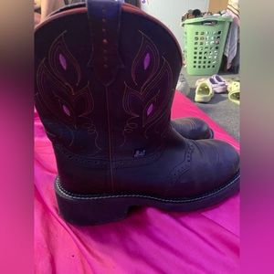 justins 9 1/2 womens boots pink and brown